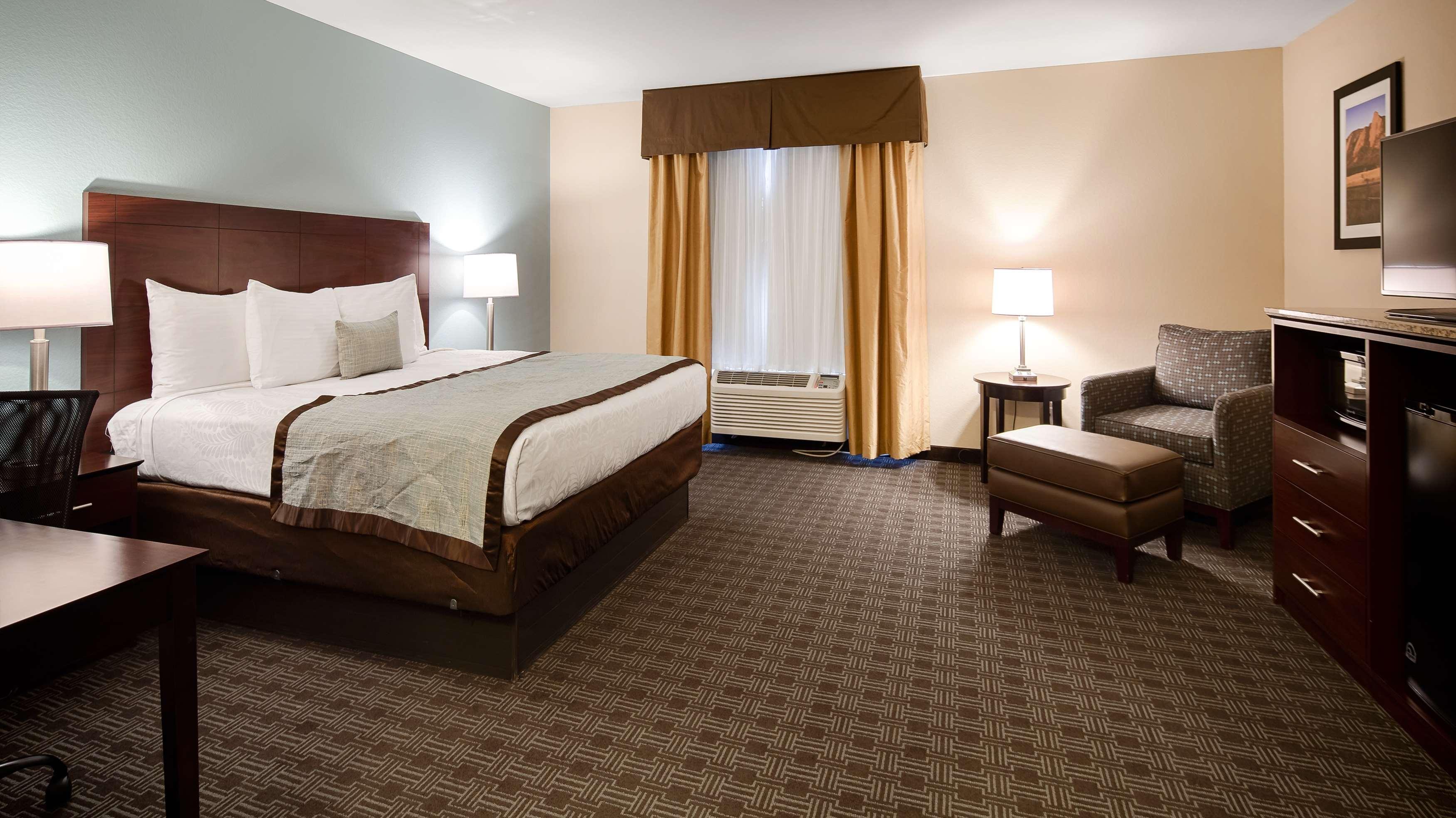 Best Western Plus Gateway Inn & Suites - Aurora Ngoại thất bức ảnh