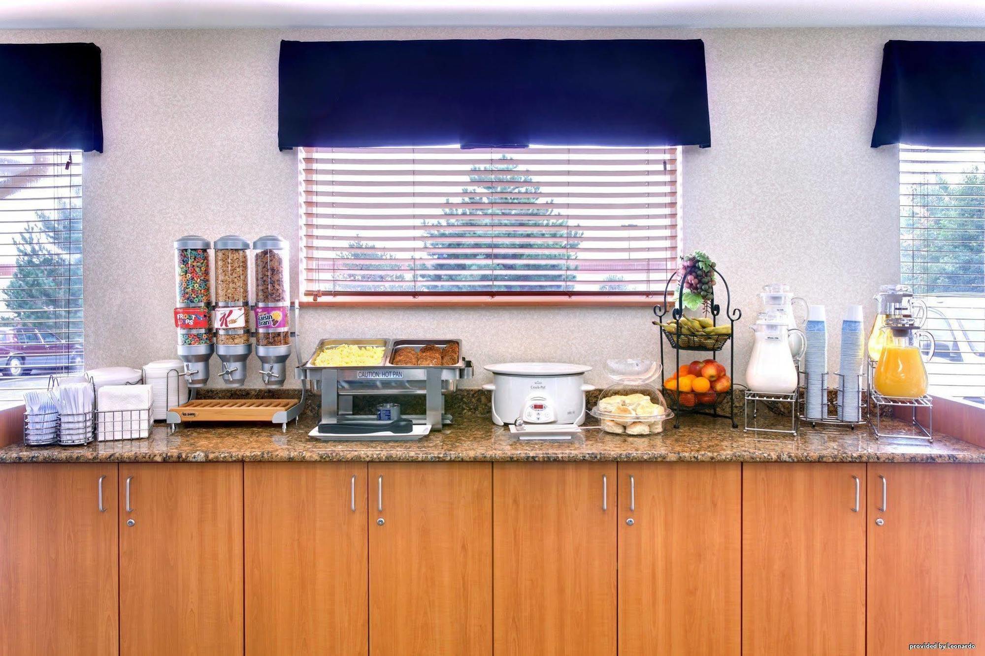 Best Western Plus Gateway Inn & Suites - Aurora Ngoại thất bức ảnh
